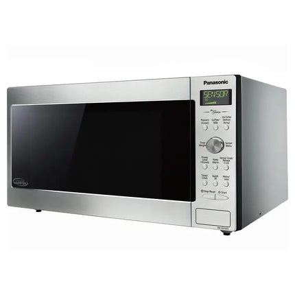 Panasonic Genius 1.6 Cu. Ft. Cyclonic Inverter Microwave (NNSD765SC) - Silver