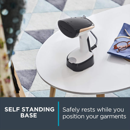 Steamer with safe standing base